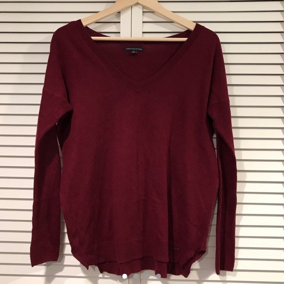 American Eagle Outfitters Tops - Sweater